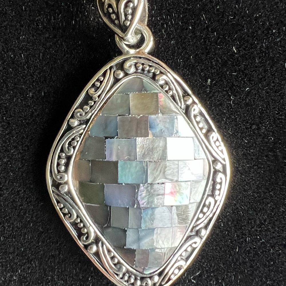 Elegant Silver Lia Sophia Luster Slide pendant